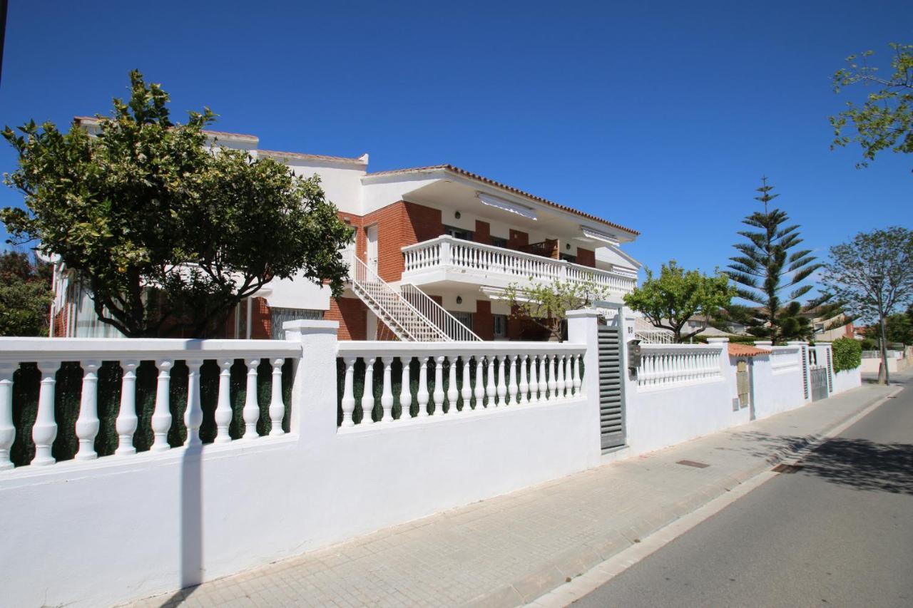 شقة Casa Rosales 2 كامبريلس المظهر الخارجي الصورة
